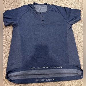 Lululemon Short sleeve henley large blue